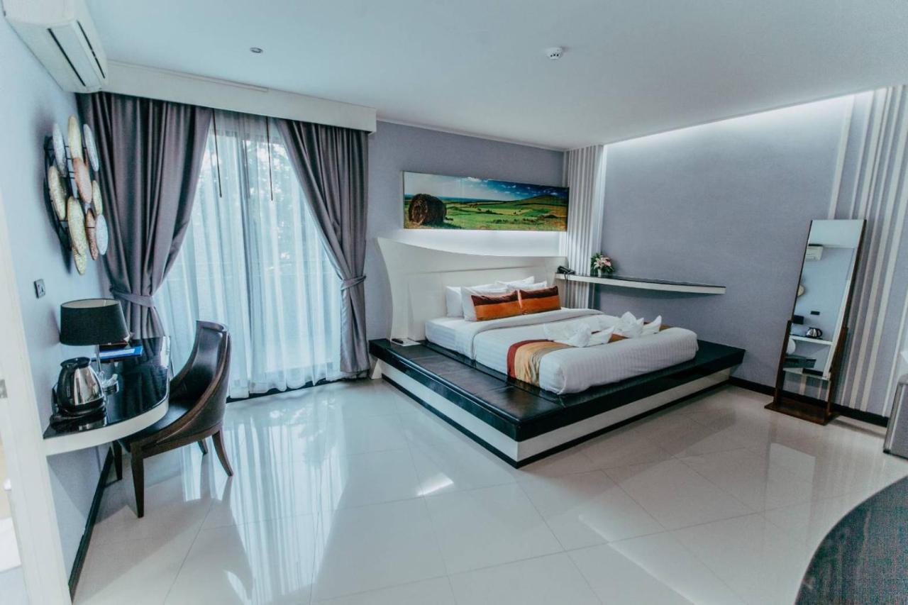 Mantra Varee Hotel Хон Каен Экстерьер фото