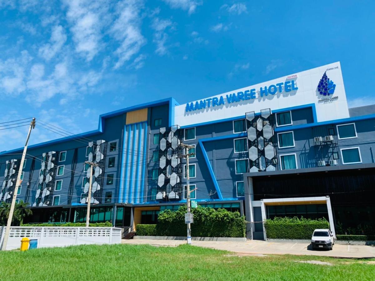 Mantra Varee Hotel Хон Каен Экстерьер фото