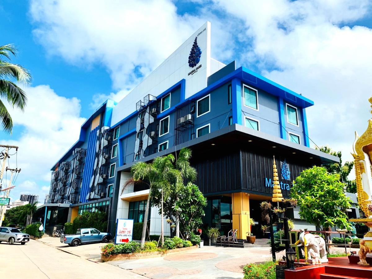 Mantra Varee Hotel Хон Каен Экстерьер фото